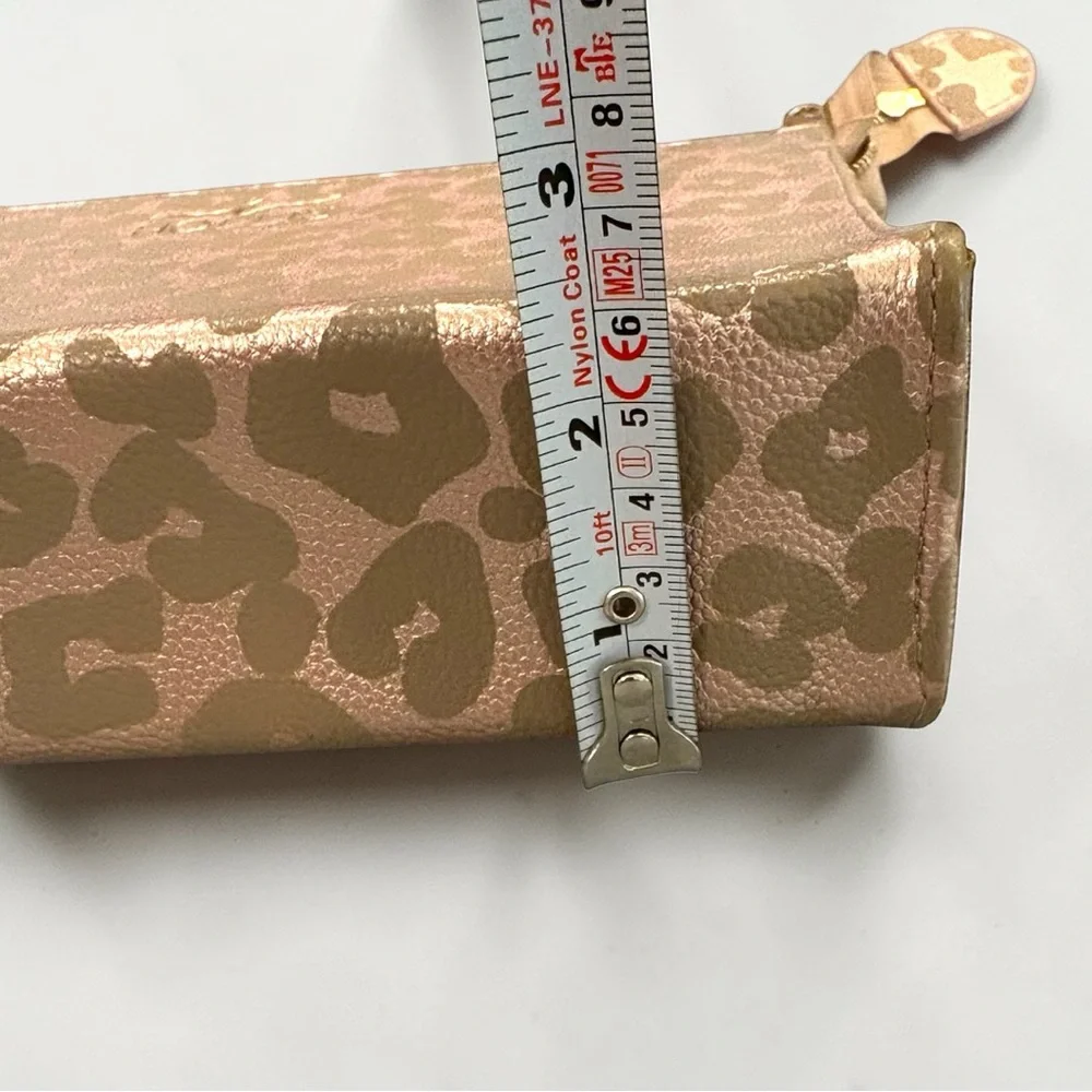 NWT Hollis Leather Leopard Print Accessory Pouch Zippered 10”x7.5” Travel Bag - Picture 13 of 15